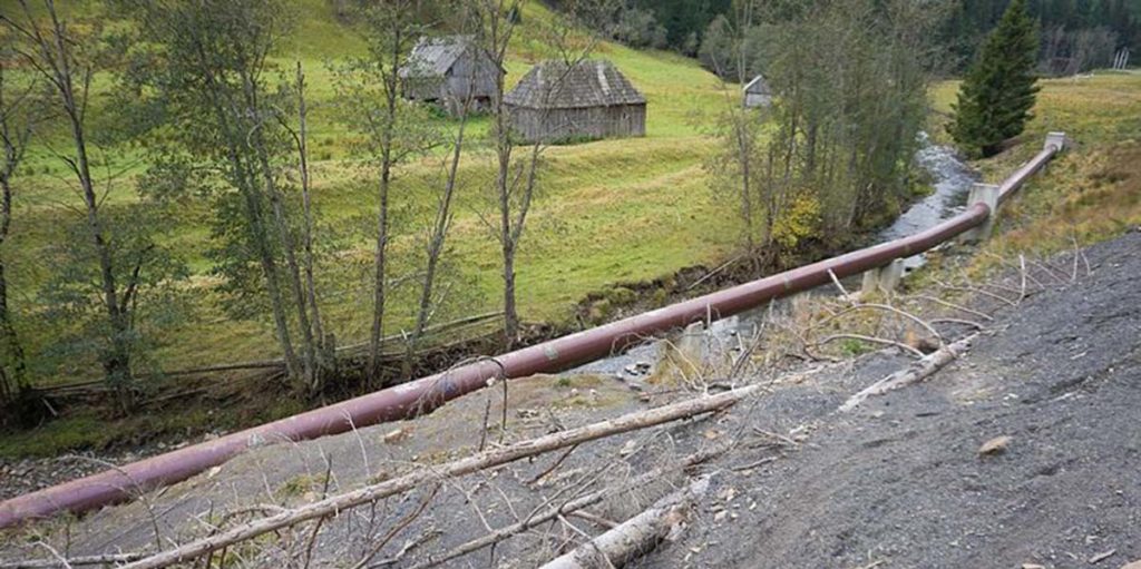 Ellentmondásos vízenergia hasznosítás: erdélyi törpe vízerőmű fejlesztések 