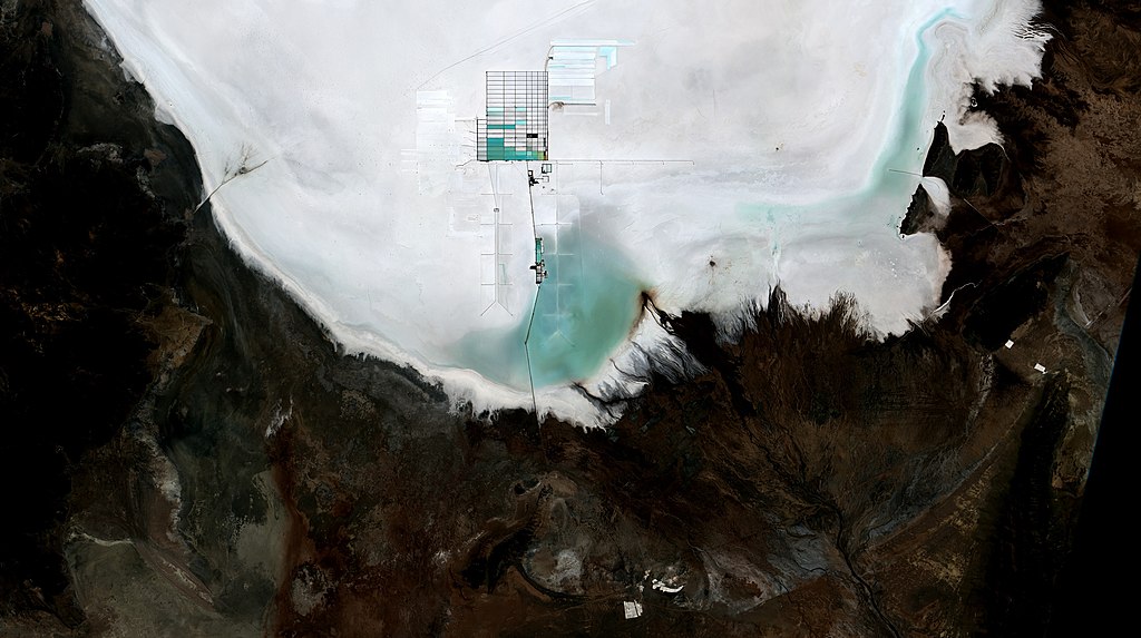 Lítiumbánya Bolíviában - műholdkép. Forrás: wikimedia
